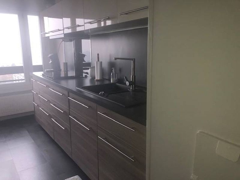 À vendre, SPACIEUX APPARTEMENT T4 avec ASCENSEUR situé au HAVRE - CAUCRIAUVILLE (76610)
