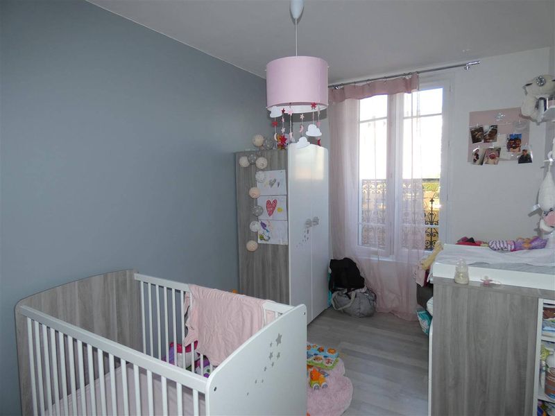 TRÈS BEL APPARTEMENT T4 avec BALCON idéalement situé en HYPER CENTRE DU HAVRE (76600), à 2 pas de COTY