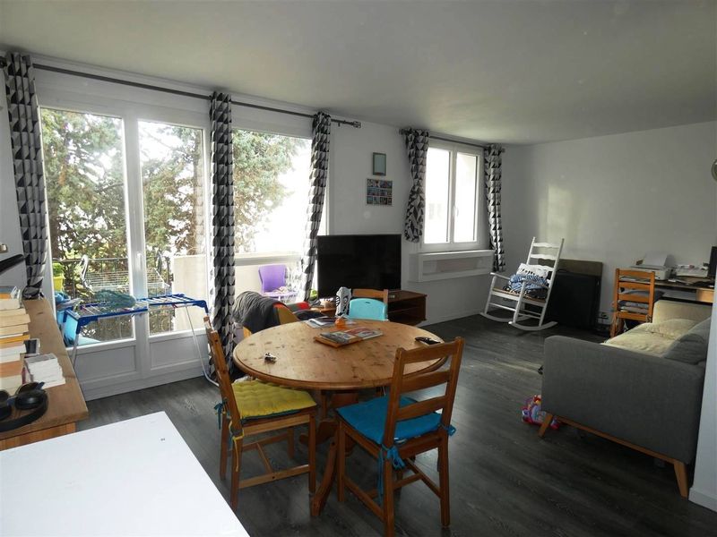 APPARTEMENT T3 avec BALCON SUD + PARKING idéalement situé en CENTRE VILLE - SAINT ROCH (76600)