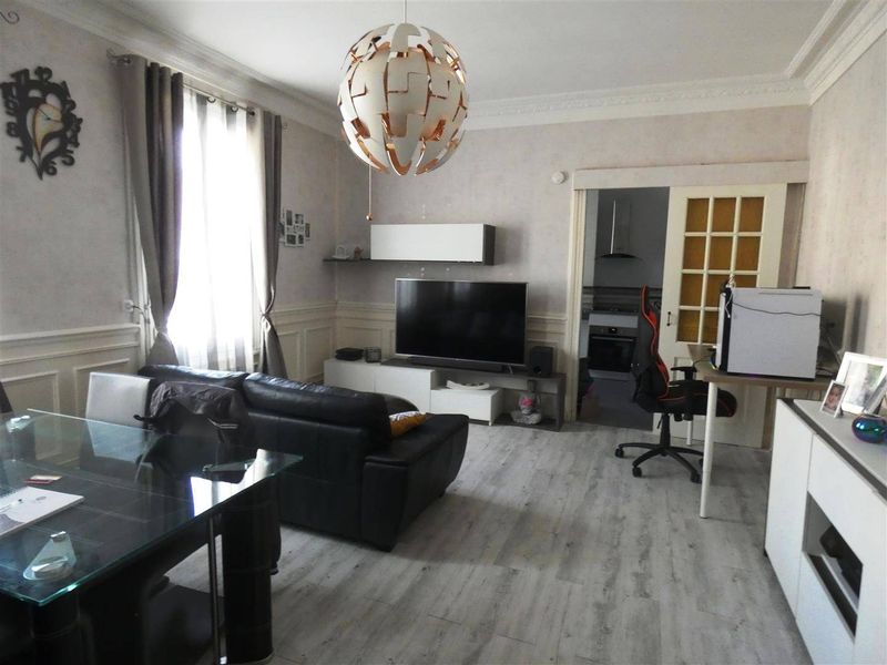 À vendre, APPARTEMENT RÉNOVÉ situé au HAVRE (76600), proche UNIVERSITÉ !