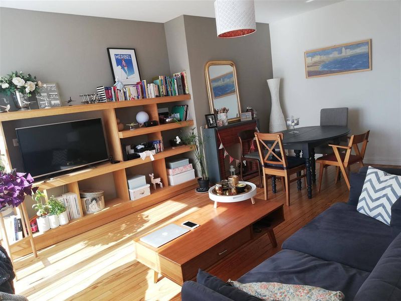 TRÈS BEL APPARTEMENT avec BALCON PLEIN OUEST idéalement situé en CENTRE VILLE DU HAVRE (76600), proche PLAGE