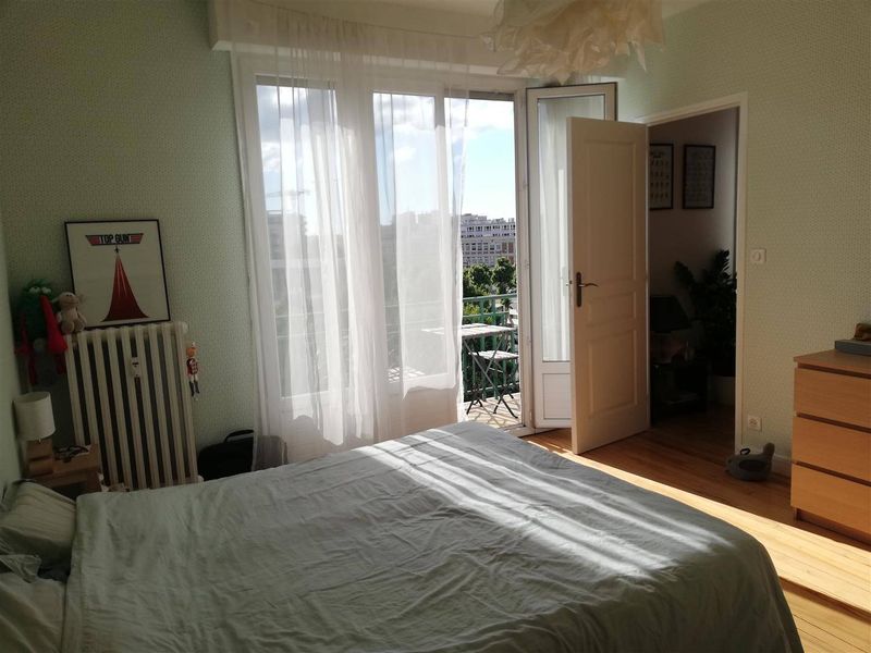 TRÈS BEL APPARTEMENT avec BALCON PLEIN OUEST idéalement situé en CENTRE VILLE DU HAVRE (76600), proche PLAGE