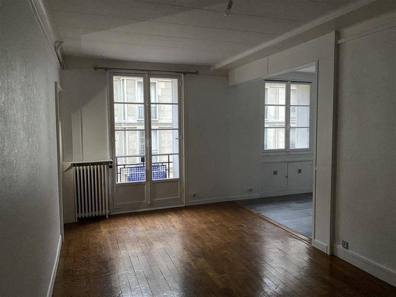 À vendre, SPACIEUX APPARTEMENT PERRET T2 idéalement situé en CENTRE VILLE DU HAVRE (76600), secteur privilégié à SAINT ROCH
