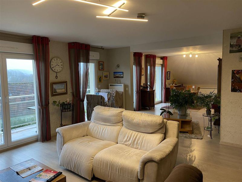 Appartement spacieux T4 avec balcon, ascenseur et double garage en vente à Montivilliers (76290), proche Le Havre (76600)