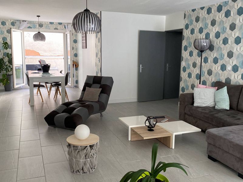 À vendre, BEL APPARTEMENT T3 avec BALCON et TERRASSE idéalement situé en HYPERCENTRE VILLE DU HAVRE - COTY (76600)