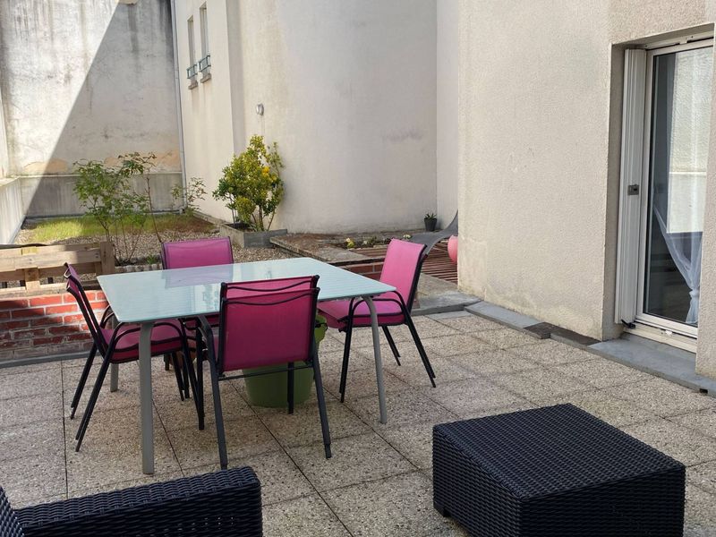 À vendre, BEL APPARTEMENT T3 avec BALCON et TERRASSE idéalement situé en HYPERCENTRE VILLE DU HAVRE - COTY (76600)