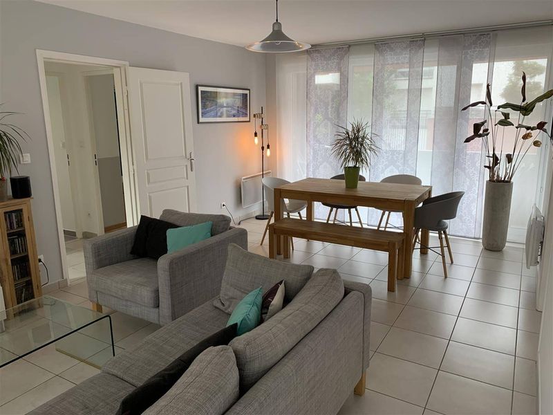 À vendre, BEL APPARTEMENT T3 avec BALCON et JARDINET situé au HAVRE - quartier des DOCKS (76600)
