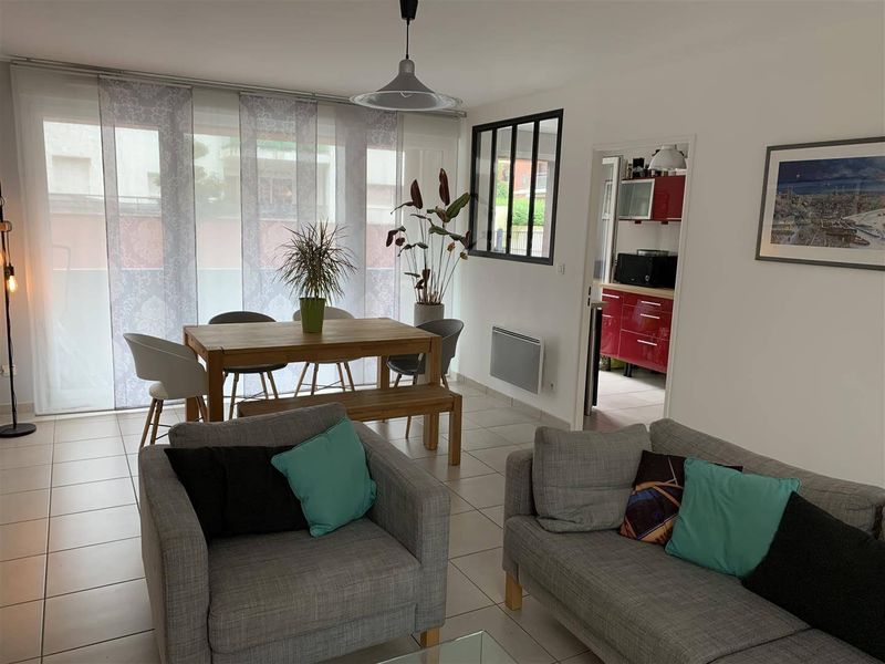 À vendre, BEL APPARTEMENT T3 avec BALCON et JARDINET situé au HAVRE - quartier des DOCKS (76600)