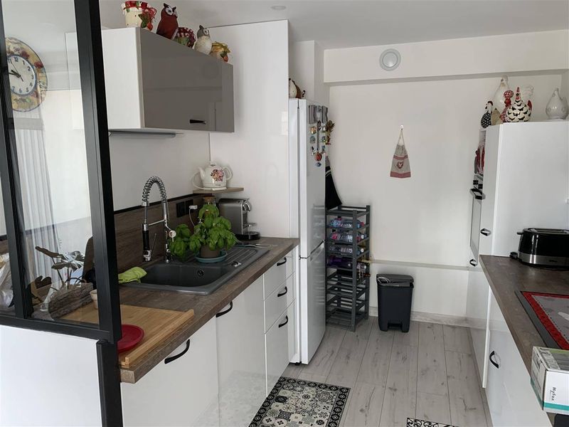 À vendre, APPARTEMENT T3 avec 2 BALCONS et ASCENSEUR idéalement situé au HAVRE (76600), secteur PLAGE