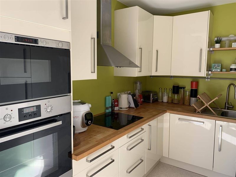 À vendre, APPARTEMENT T3 avec LOGGIA et STATIONNEMENT situé au HAVRE - quartier DOCKS (76600)