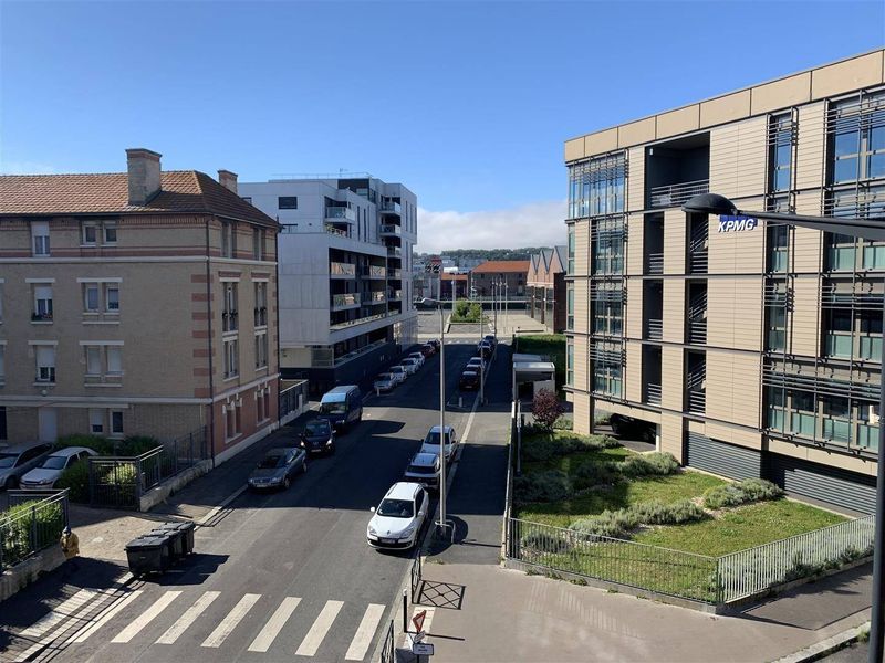 À vendre, APPARTEMENT T3 avec LOGGIA et STATIONNEMENT situé au HAVRE - quartier DOCKS (76600)