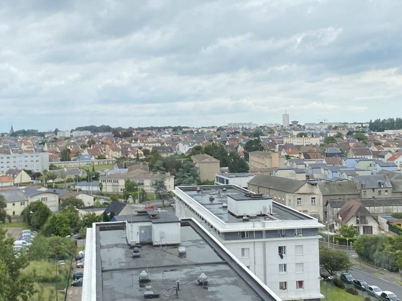 À vendre, SPACIEUX APPARTEMENT T4 avec BELLE VUE DÉGAGÉE situé au HAVRE - secteur proche MONT GAILLARD (76620)
