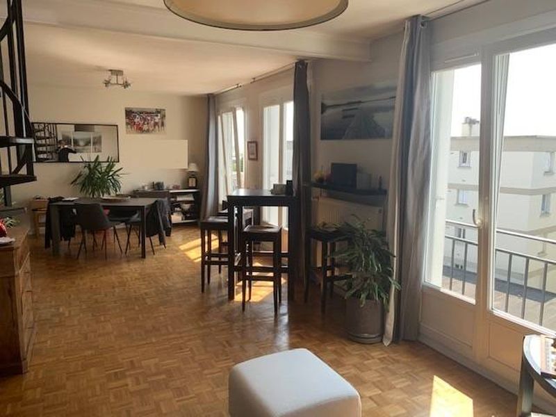 À vendre, APPARTEMENT T4 DUPLEX en BON ÉTAT situé en HYPER CENTRE VILLE DU HAVRE (76600), secteur SAINT MICHEL