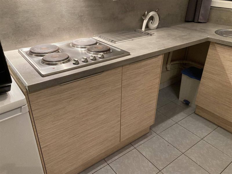 À vendre, APPARTEMENT T2 - BON ÉTAT situé en CENTRE VILLE DU HAVRE (76600), secteur SAINTE ANNE