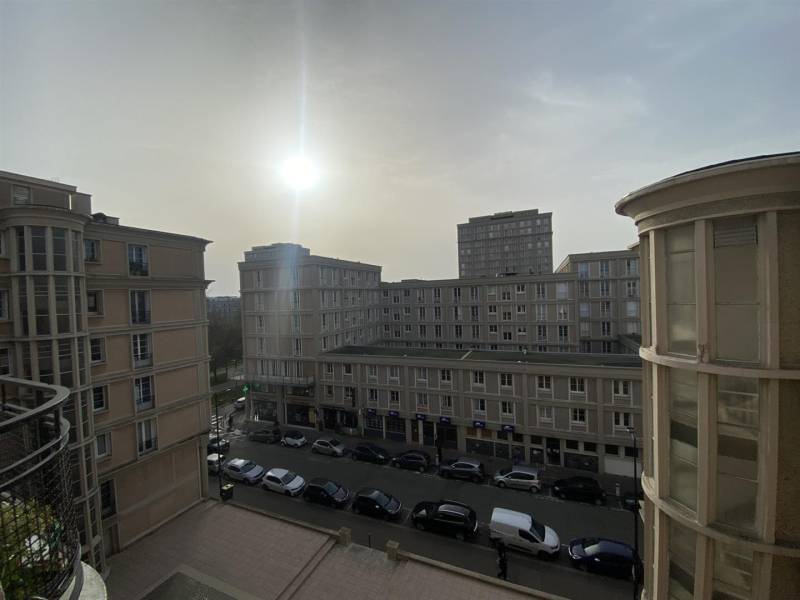 En EXCLUSIVITÉ, Appartement Volume T3 avec BALCON idéalement situé au HAVRE (76600) - entre l'HOTEL DE VILLE et LA PLAGE