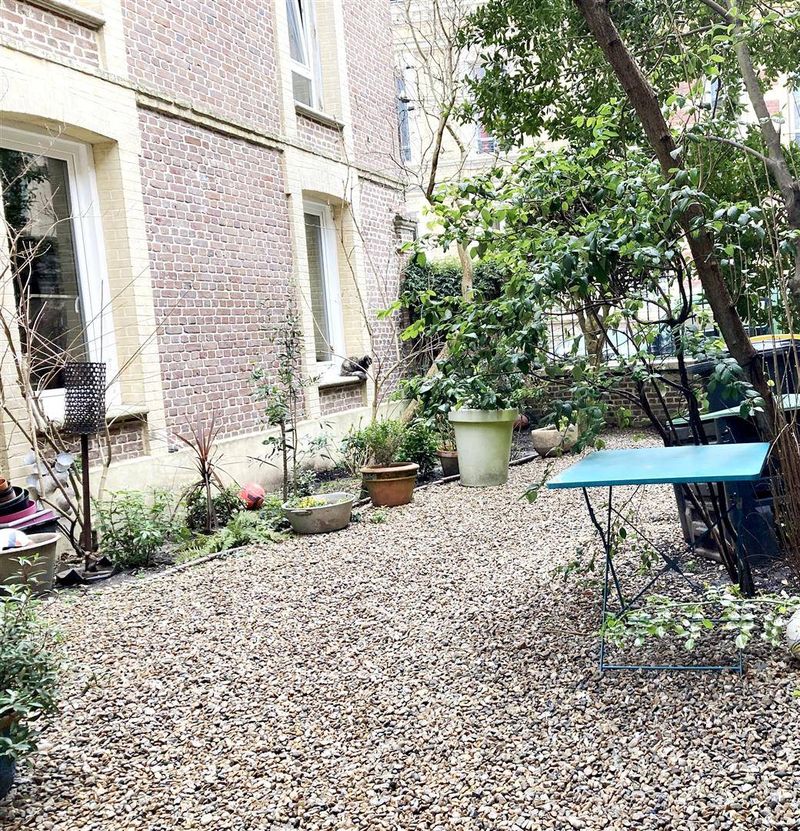 Spacieux APPARTEMENT de style HAUSSMANNIEN situé au HAVRE (76600) sur le secteur COTY, à vendre