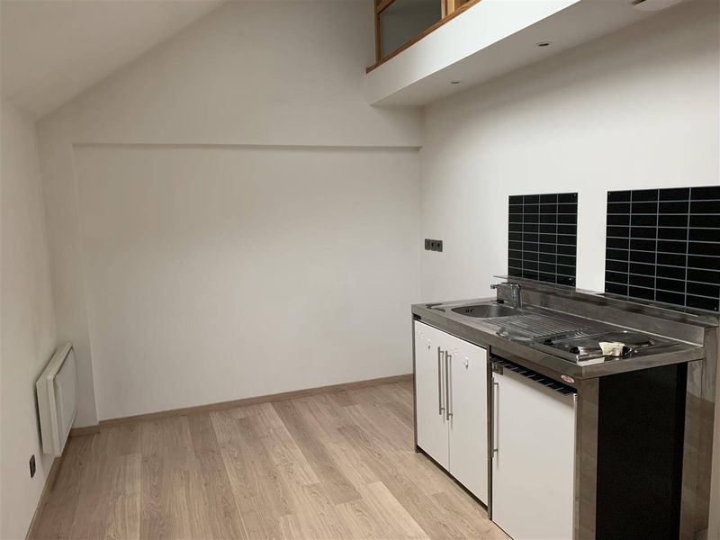 À vendre sur le centre ville du HAVRE (76600) proche PASINO, APPARTEMENT T2 en BON ÉTAT