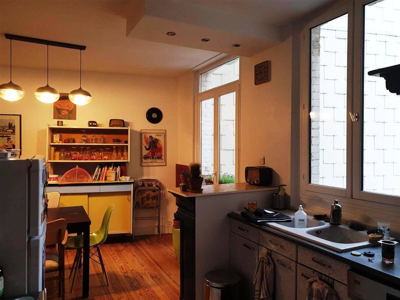 À vendre, APPARTEMENT T4 SPACIEUX avec CACHET situé en CENTRE VILLE DU HAVRE, secteur DANTON (76600)