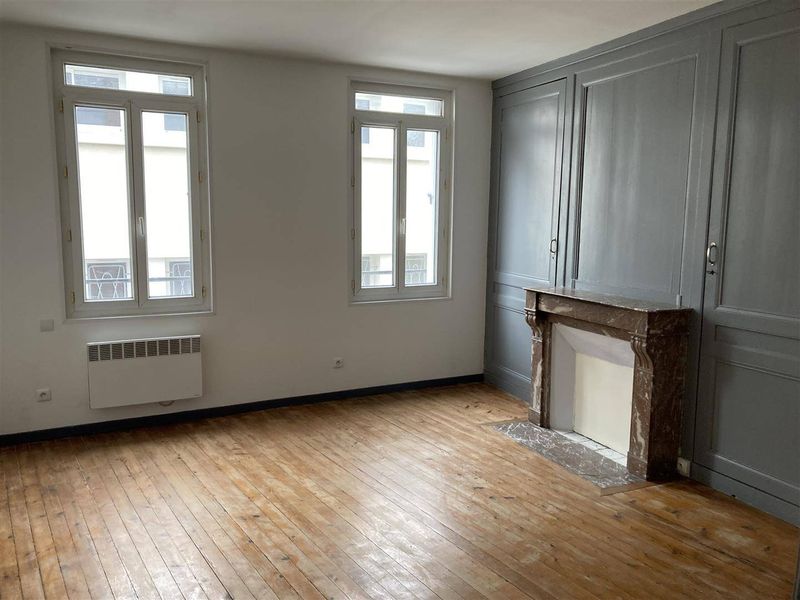 VENDU !  LUMINEUX studio 24m² situé à deux pas de la PLAGE au HAVRE (76600)