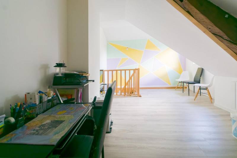 VENDU ! EN EXCLUSIVITÉ, Appartement DUPLEX, entièrement RÉNOVÉE en PLEIN-CENTRE de ST-ROMAIN DE COLBOSC (76430) :
