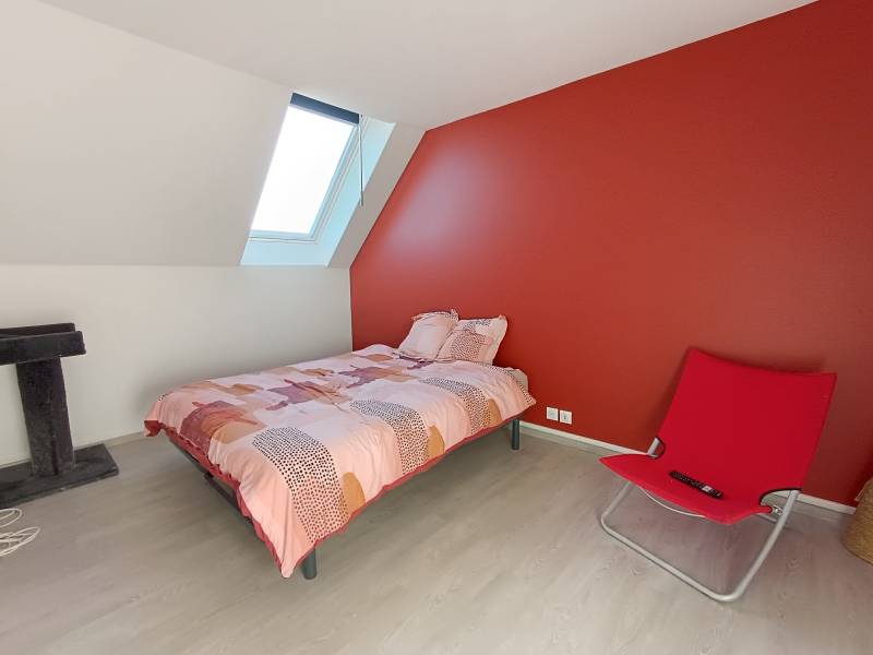 Appartement DUPLEX T4 au dernier étage d'une copropriété entretenue à HARFLEUR (76700)