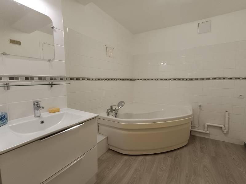 VENDU ! Secteur Notre-Dame au HAVRE - Appartement volume 85m² avec CAVE et PARKING (76600)