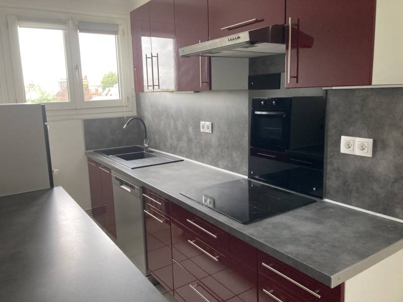 VENDU ! Au cœur du centre-ville, Appartement de 52m² avec BALCON et PARKING secteur St-Michel au HAVRE (76600)