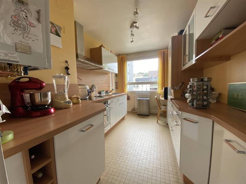 VENDU ! HÔTEL DE VILLE - Appartement volume T3 avec BALCON et GARAGE très bien situé en plein coeur du centre-ville du HAVRE (76600)