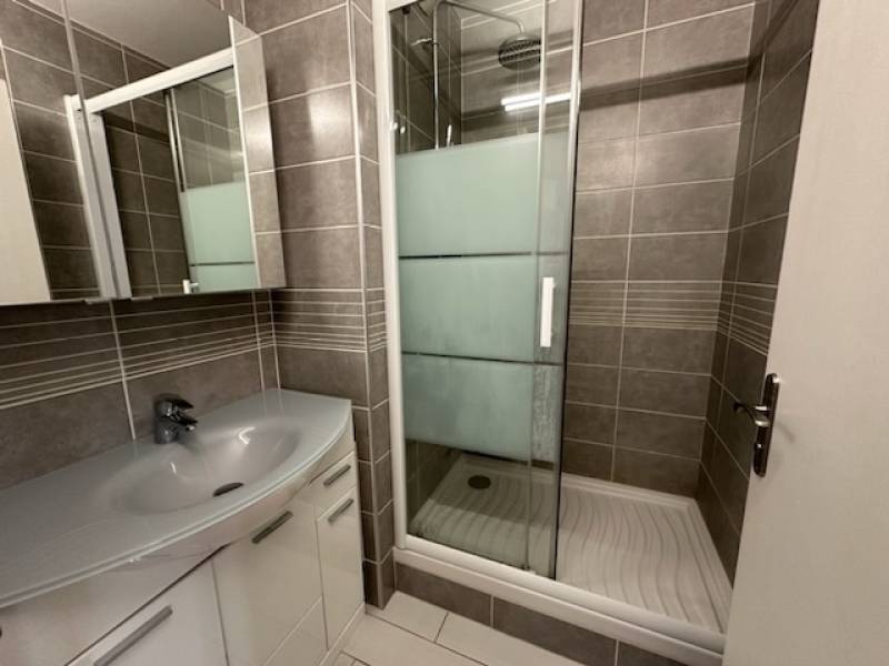 VENDU ! Appartement volume T4 avec belle TERRASSE SUD et ASCENSEUR dans résidence de standing située au HAVRE secteur FELIX FAURE (76620)