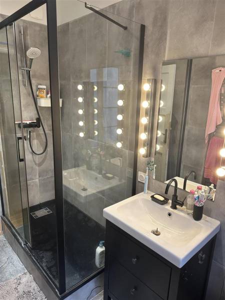 Appartement Volume 80m² en TRÈS BON ÉTAT idéalement située en CENTRE-VILLE du HAVRE - Secteur Coty (76600)