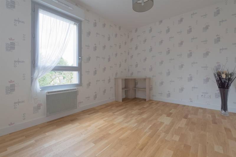 VENDU ! Au cœur de SAINT-ROMAIN-DE-COLBOSC, TRÈS BEL Appartement T3 avec BALCON et ASCENSEUR