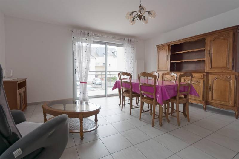VENDU ! Au cœur de SAINT-ROMAIN-DE-COLBOSC, TRÈS BEL Appartement T3 avec BALCON et ASCENSEUR