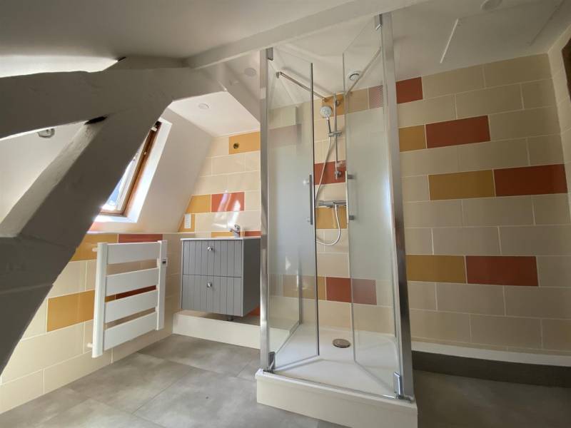 SOUS-COMPROMIS ! En BON ÉTAT, Appartement T2 idéalement située dans le centre de MONTIVILLIERS (76290)