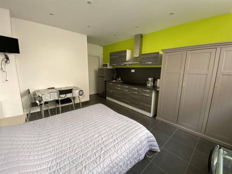 Idéal INVESTISSEUR, 3 STUDIOS meublés environ 25m² en TRÈS BON ÉTAT idéalement situés au HAVRE - LA PLAGE (76600)