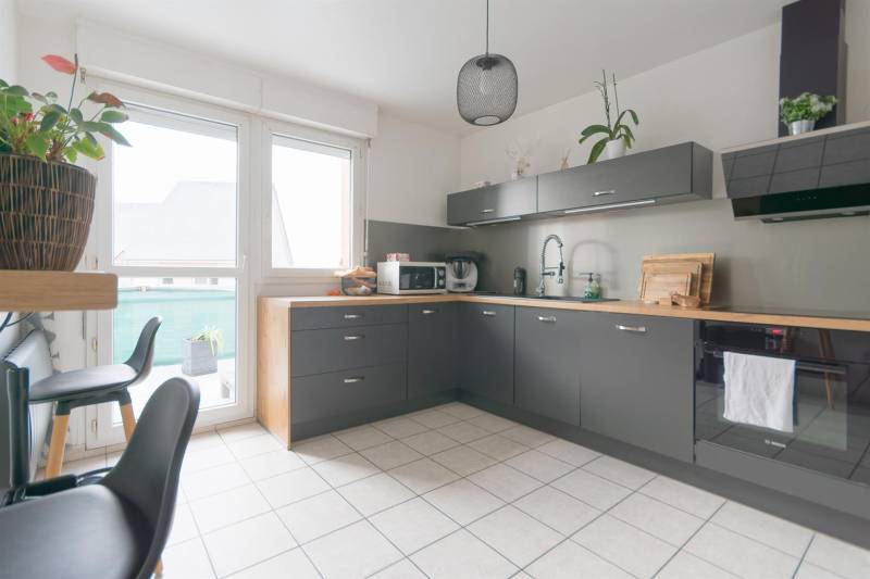 BEL Appartement Volume T5 avec BALCON situé dans le CENTRE-VILLE de SAINT-ROMAIN DE COLBOSC (76430)