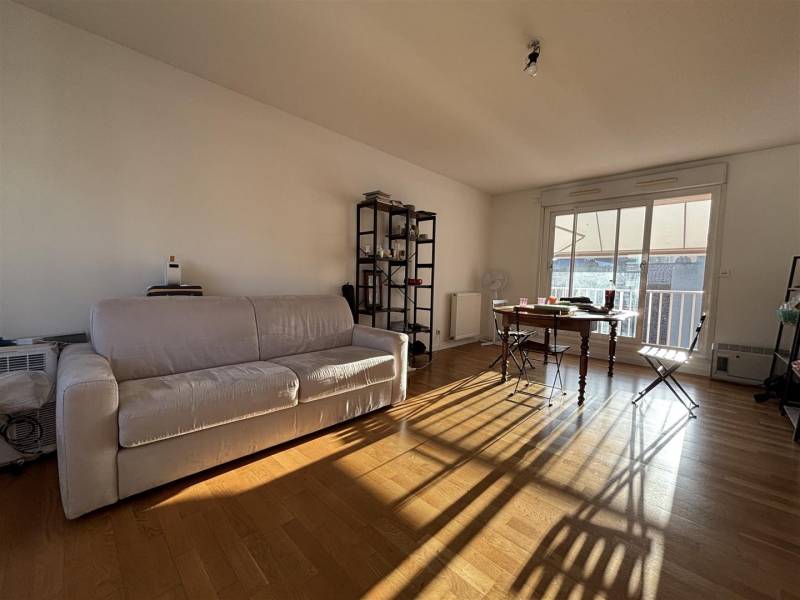 SOUS-COMPROMIS ! En EXCLUSIVITÉ, Appartement T3 avec BALCON et ASCENSEUR très bien situé en plein CENTRE-VILLE du HAVRE (76600)