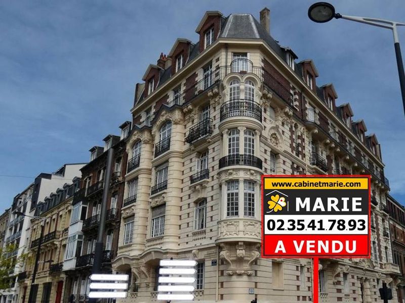 Vendu ! SPACIEUX APPARTEMENT style HAUSSMANNIEN idéalement situé en CENTRE VILLE DU HAVRE - proche PALAIS DE JUSTICE (76600)