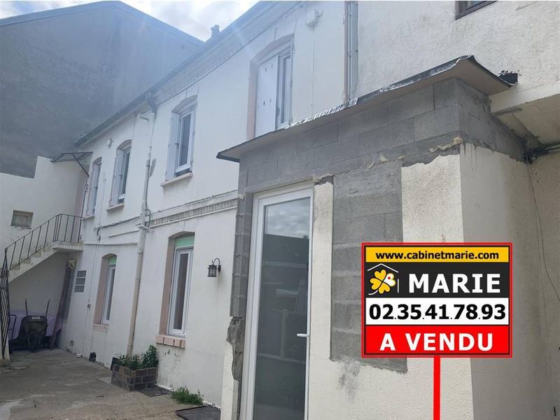 Vendu ! APPARTEMENT DUPLEX avec COUR situé au HAVRE - VALLÉE BÉREULT (76600)