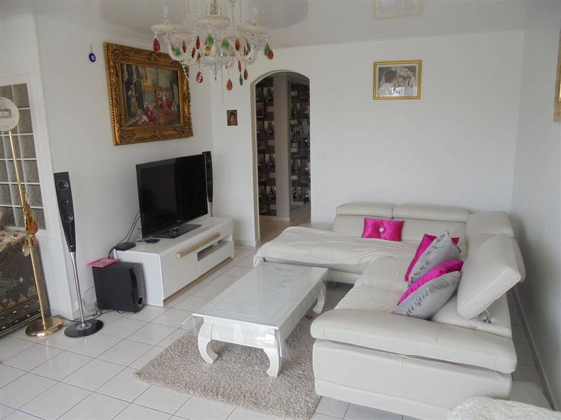 À vendre, SPACIEUX APPARTEMENT T4 avec BALCON et GARAGE situé au HAVRE - MONT GAILLARD (76620)