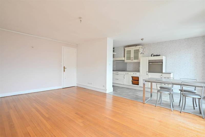 NOTRE-DAME, Bel appartement volume T3 avec CAVE et PARKING très bien situé au HAVRE (76600)