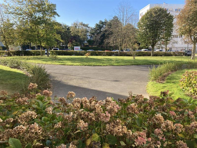 À vendre, APPARTEMENT T3 de 69m² HABITABLES en BON ÉTAT situé au HAVRE - 