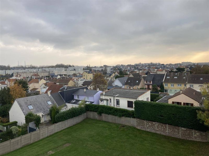 À vendre, APPARTEMENT T3 avec BALCON SUD situé au HAVRE - SANVIC VORNIER (76620), proche tramway et commerces