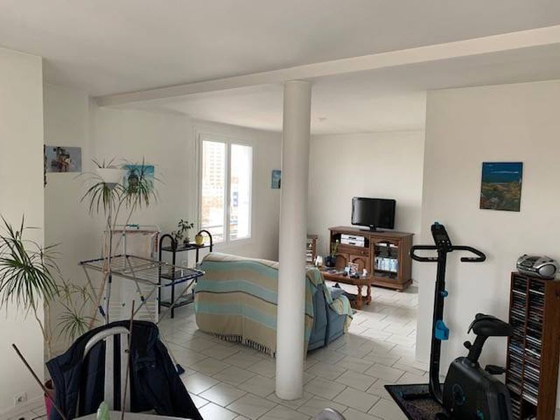 BEL APPARTEMENT avec LOGGIA idéalement situé en CENTRE VILLE du HAVRE (76600), secteur COTY / SAINT MICHEL