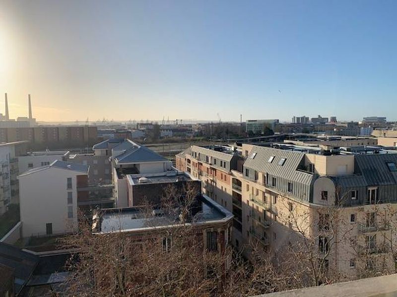 A vendre, appartement 3 chambres, avec balcon, ascenseur et garage situé au Havre - centre (76600), proche université