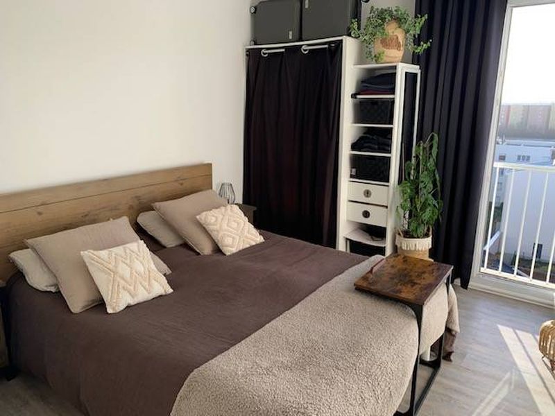 A vendre, appartement 3 chambres, avec balcon, ascenseur et garage situé au Havre - centre (76600), proche université