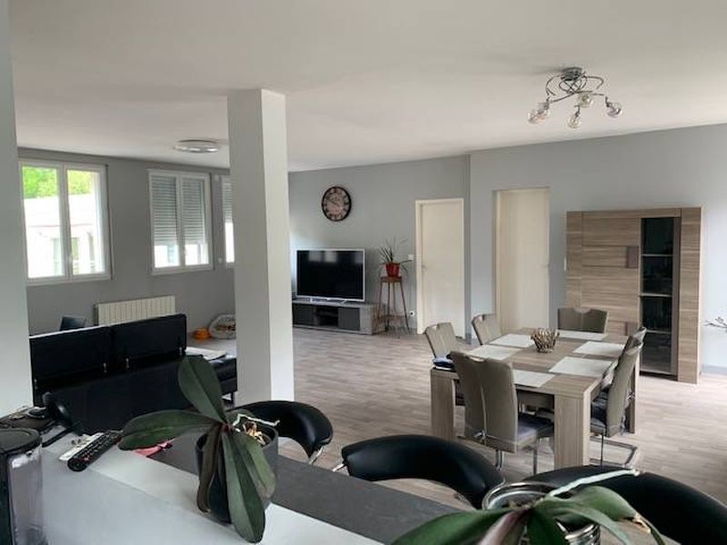 BEL et SPACIEUX APPARTEMENT T4 avec STATIONNEMENT situé à HARFLEUR - CENTRE (76700)