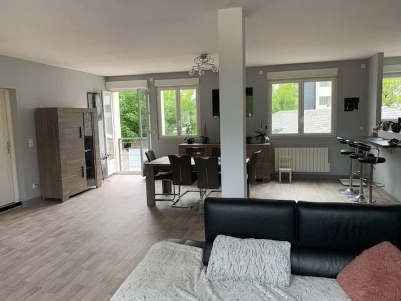 BEL et SPACIEUX APPARTEMENT T4 avec STATIONNEMENT situé à HARFLEUR - CENTRE (76700)