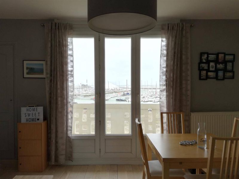 BEL APPARTEMENT PERRET F3 avec BALCON SUD situé en CENTRE VILLE DU HAVRE, proche MER (76600)
