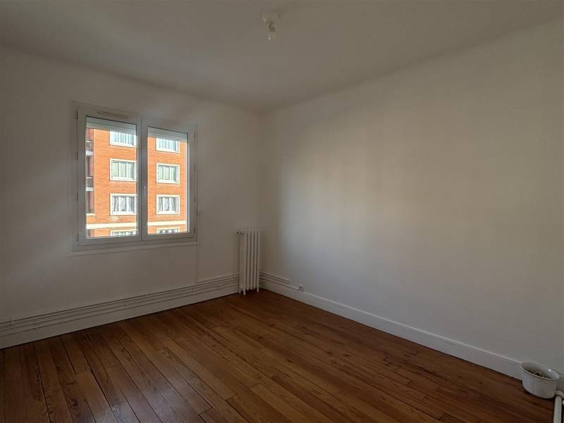 Appartement Volume T5 avec BALCON et ASCENSEUR idéalement situé en Centre-Ville du HAVRE (76600) - Square SAINT-ROCH