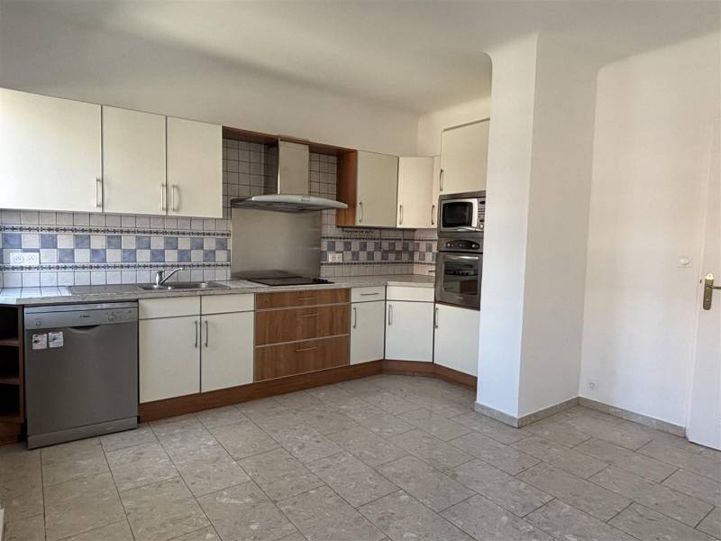 Appartement Volume T3 avec BALCON et ASCENSEUR idéalement situé en Centre-Ville du HAVRE (76600) - Square SAINT-ROCH